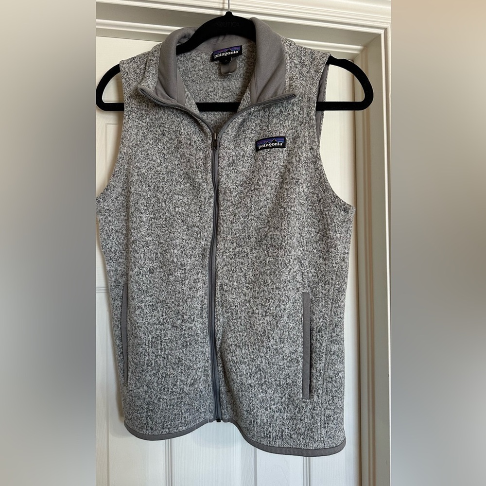 Women’s grey Patagonia zip up vest